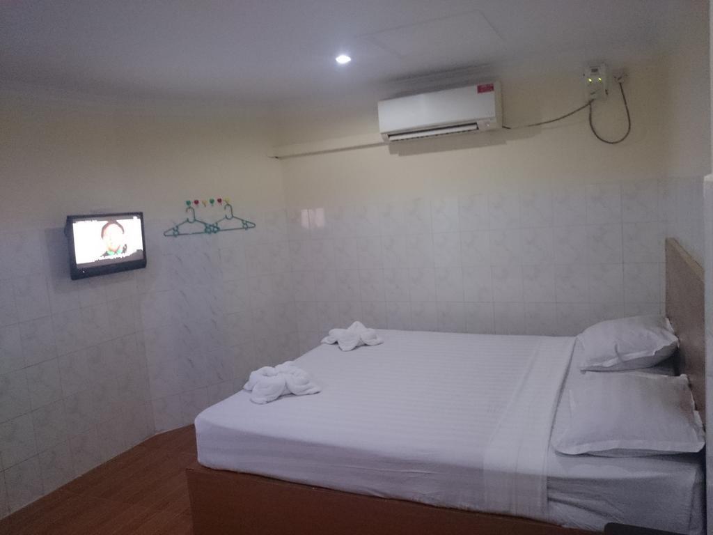 Silver Moon Hotel Yangon Luaran gambar